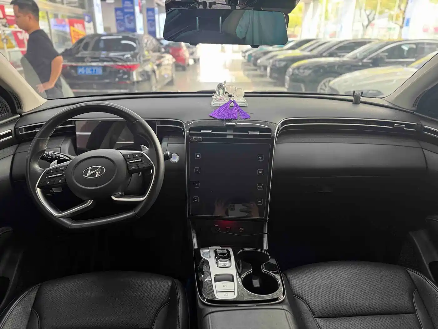 Hyundai Tucson 2021 Tucson L 1.5T DCT LUX Premium фото 10