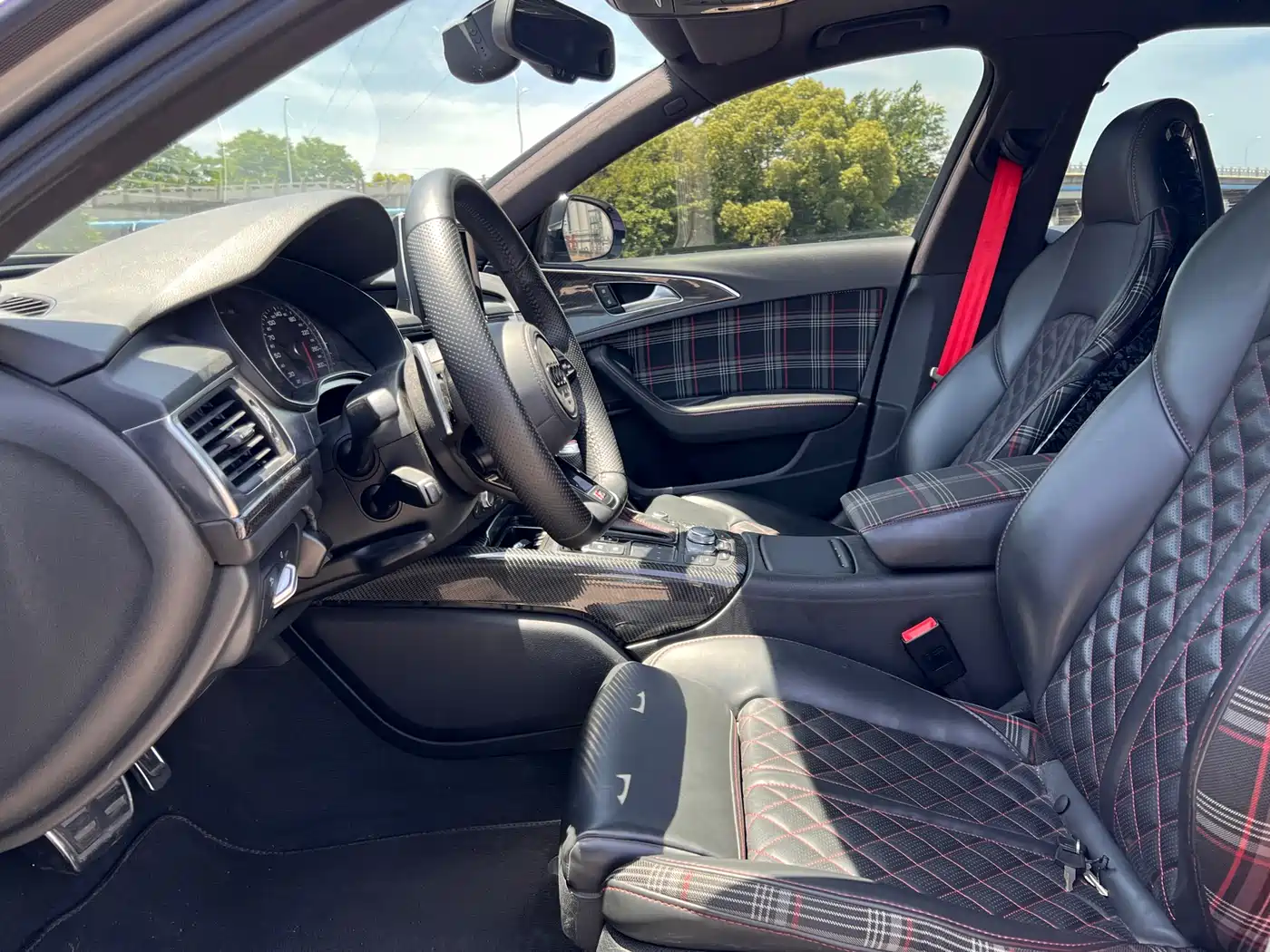 Audi A6 (Import) 2018 3.0T allroad quattro фото 10