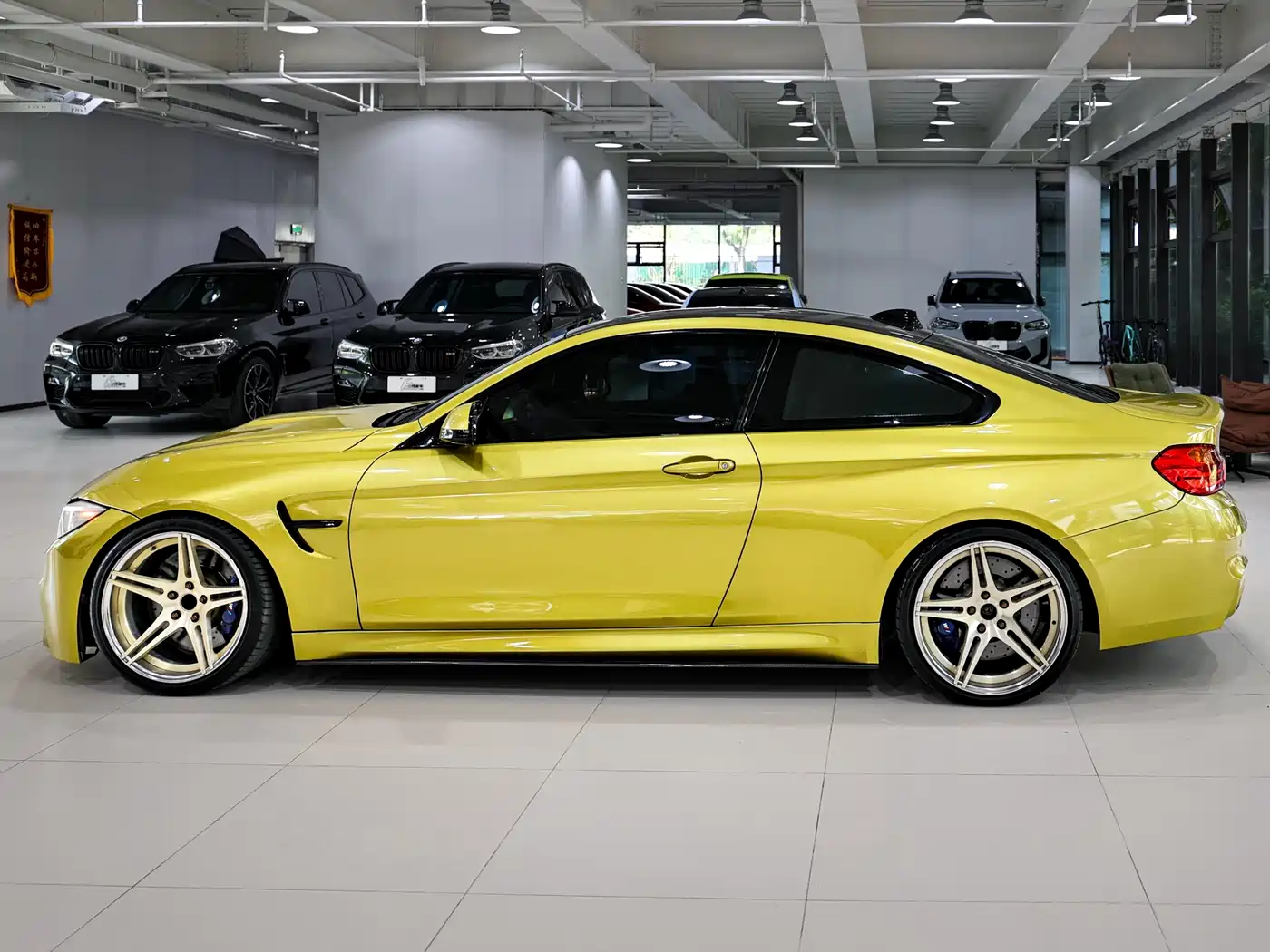 BMW M4 2015 2014 M4 Coupe