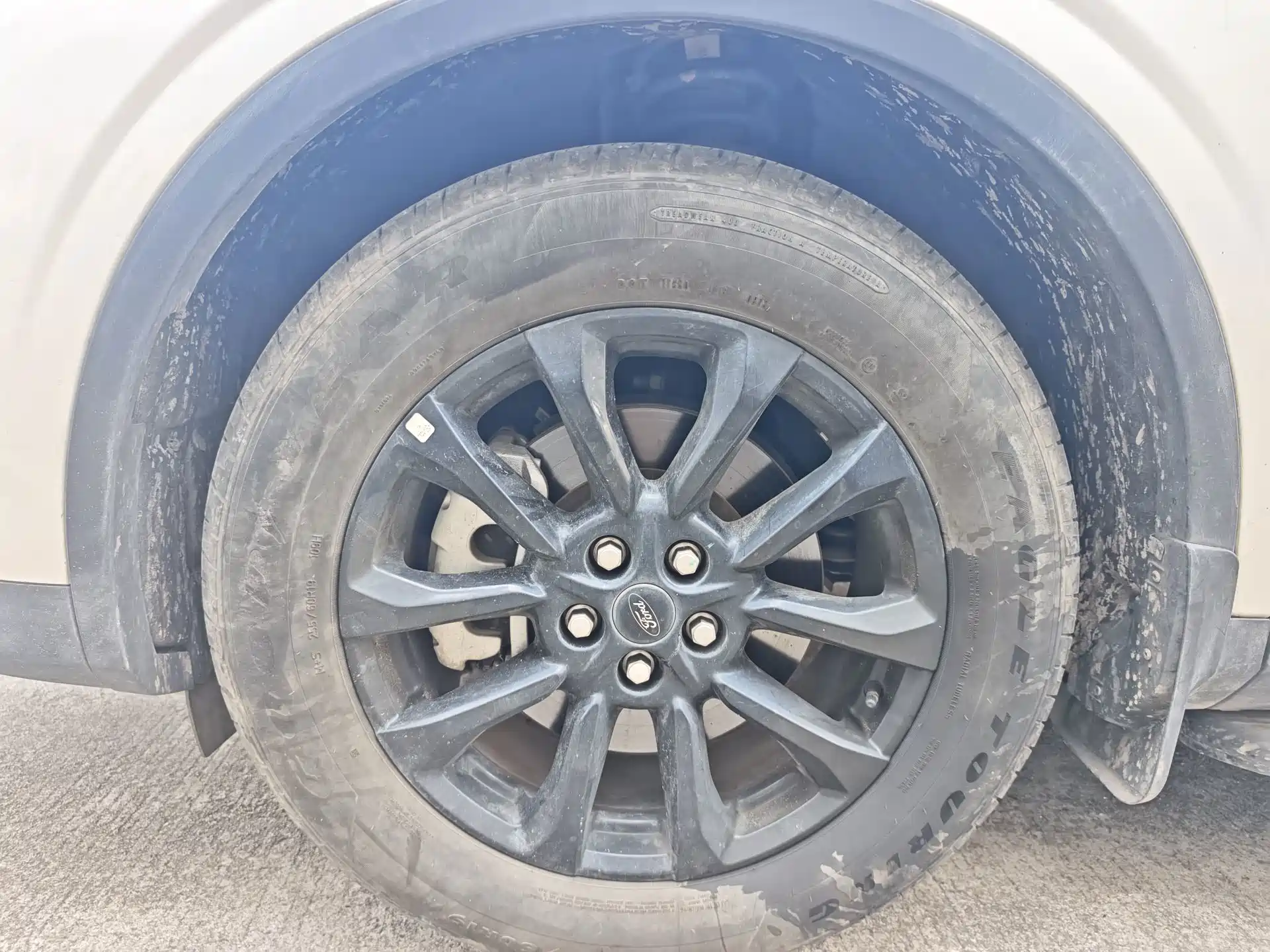 Фото 7 - Ford Edge