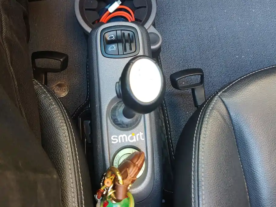 smart fortwo 2014 2012 1.0T Convertible Passion