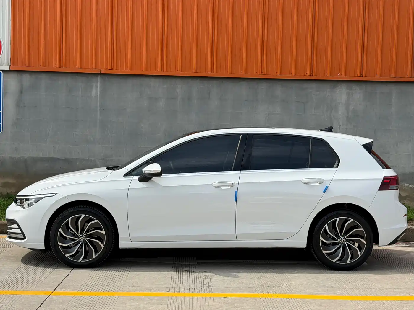 Volkswagen Golf 2023 Facelift 280TSI DSG Pro фото 8