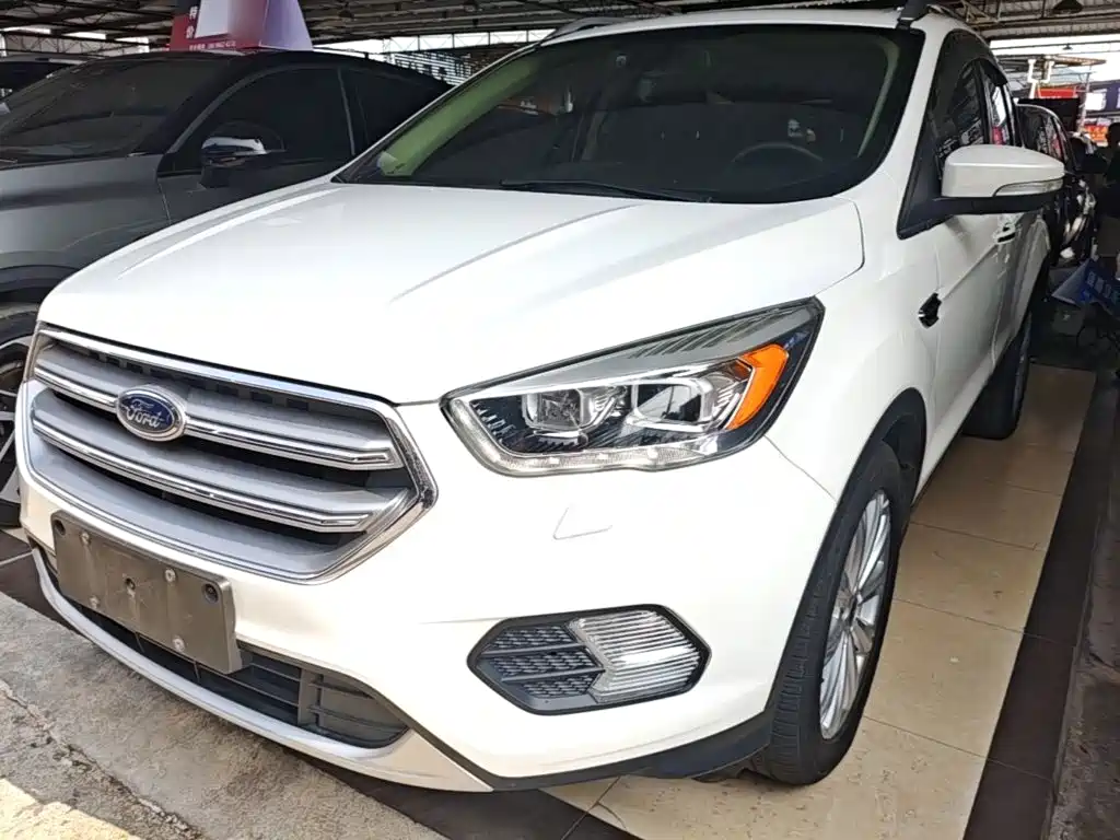 Photo 1 - Ford Kuga