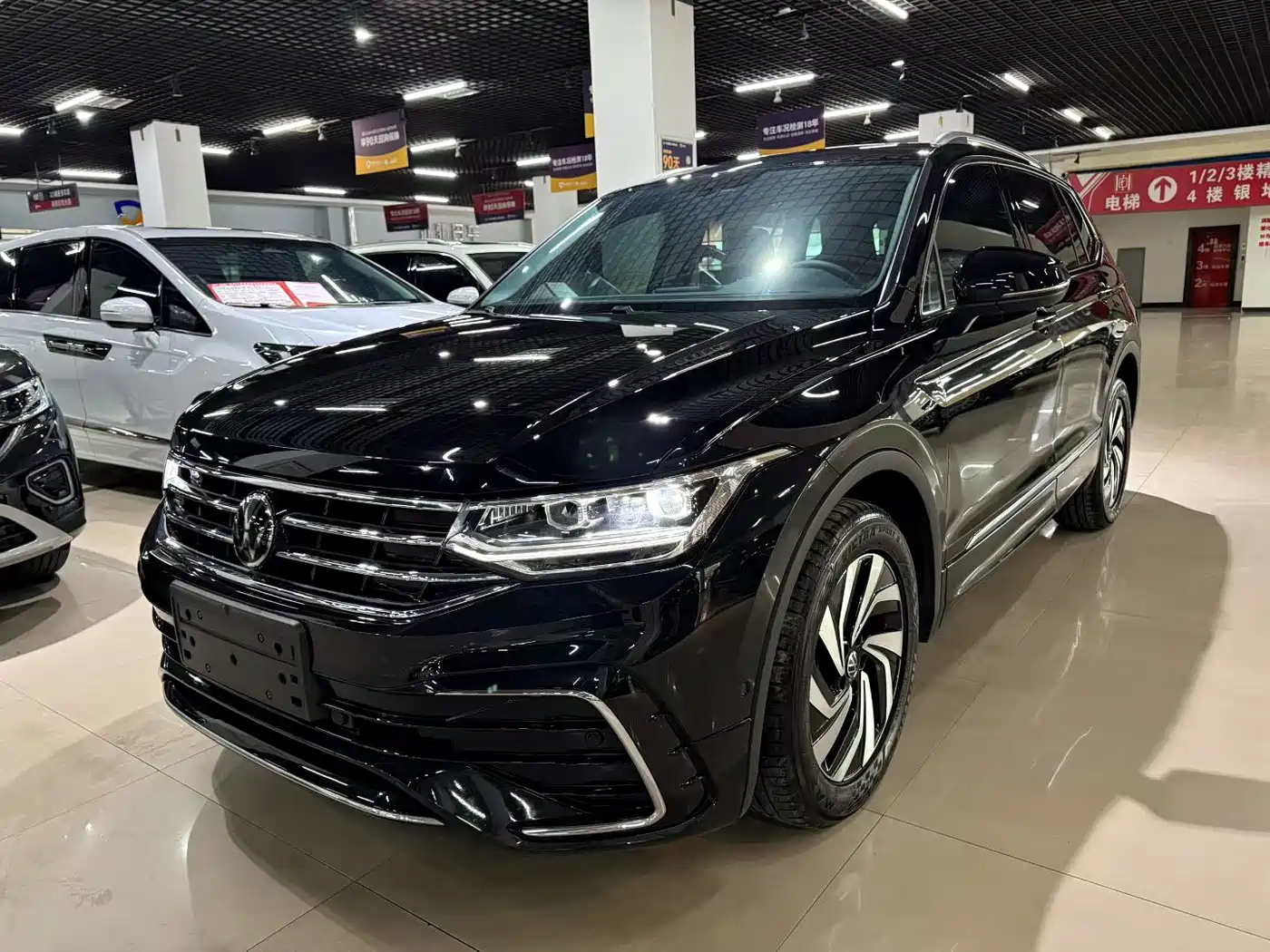 Volkswagen Tiguan L 2024 Outstanding 330TSI Auto 2WD R-Line Dragon Glory Edition