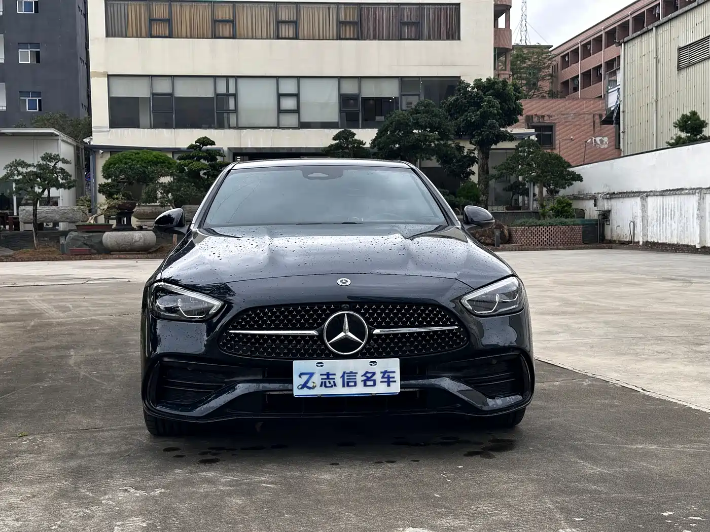 Mercedes-Benz C-Class 2025 Facelift C 260 L Night Sport Edition фото 3