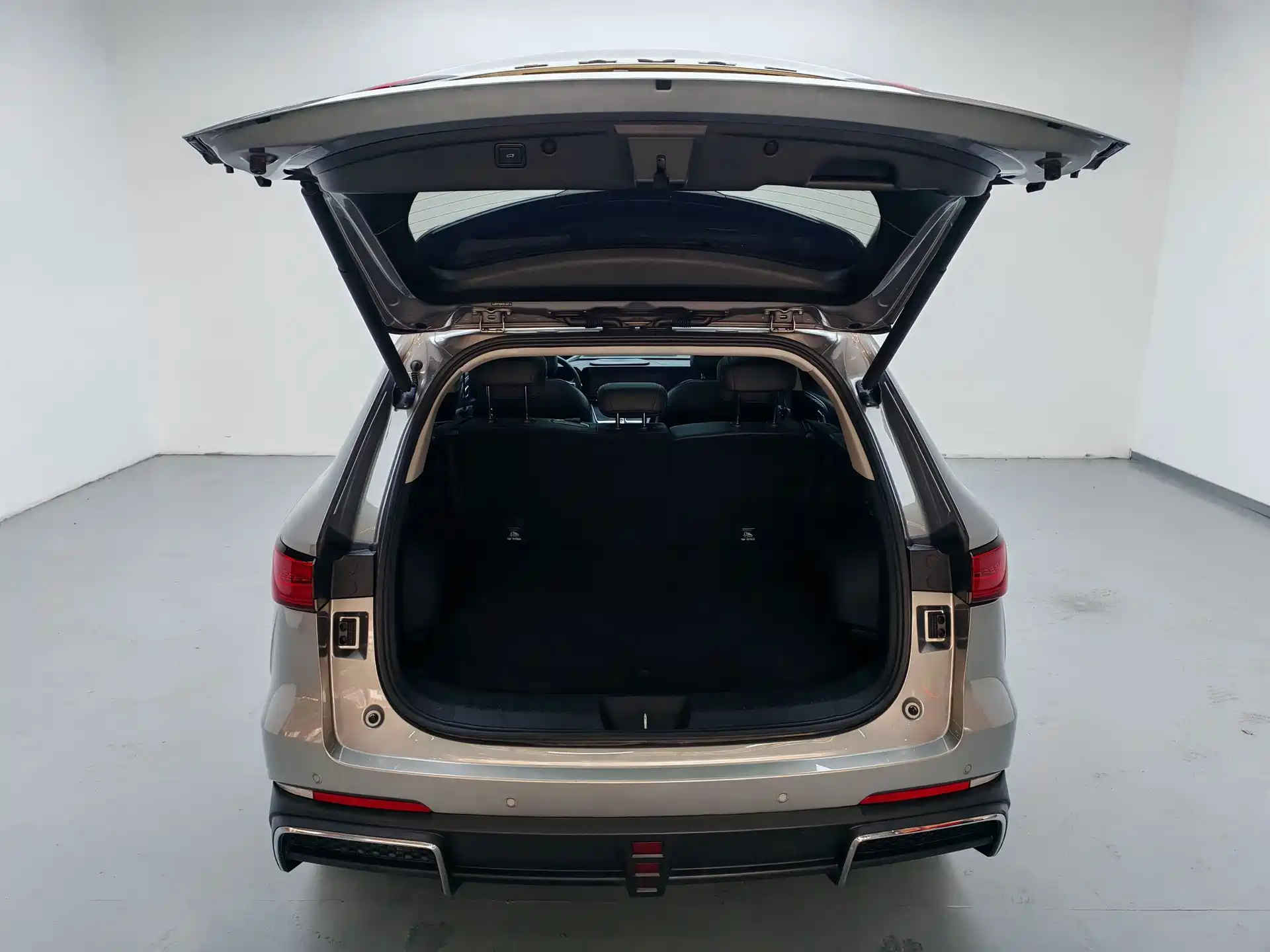 Фото 8 - Haval Xiaolong MAX