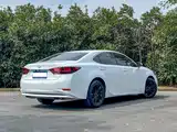 Фото 4 - Lexus ES