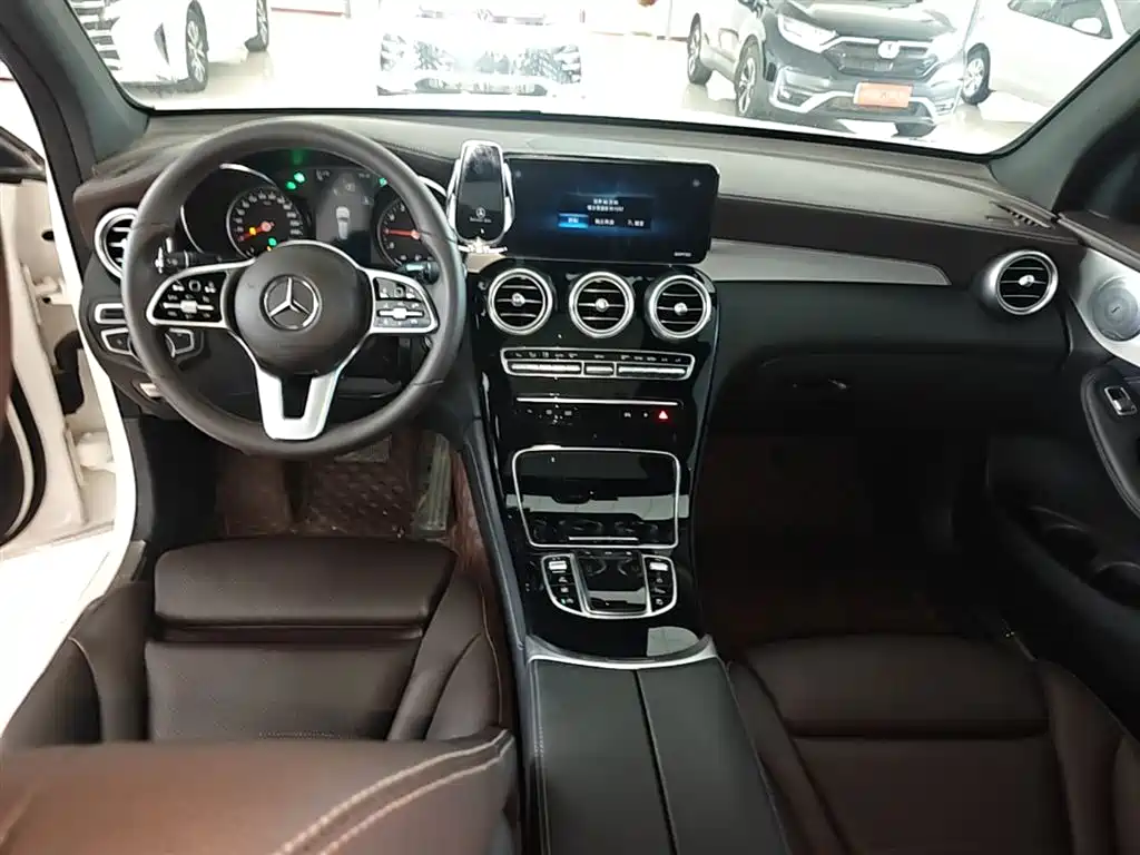 Mercedes-Benz GLC 2020 GLC 260 L 4MATIC Dynamic фото 10