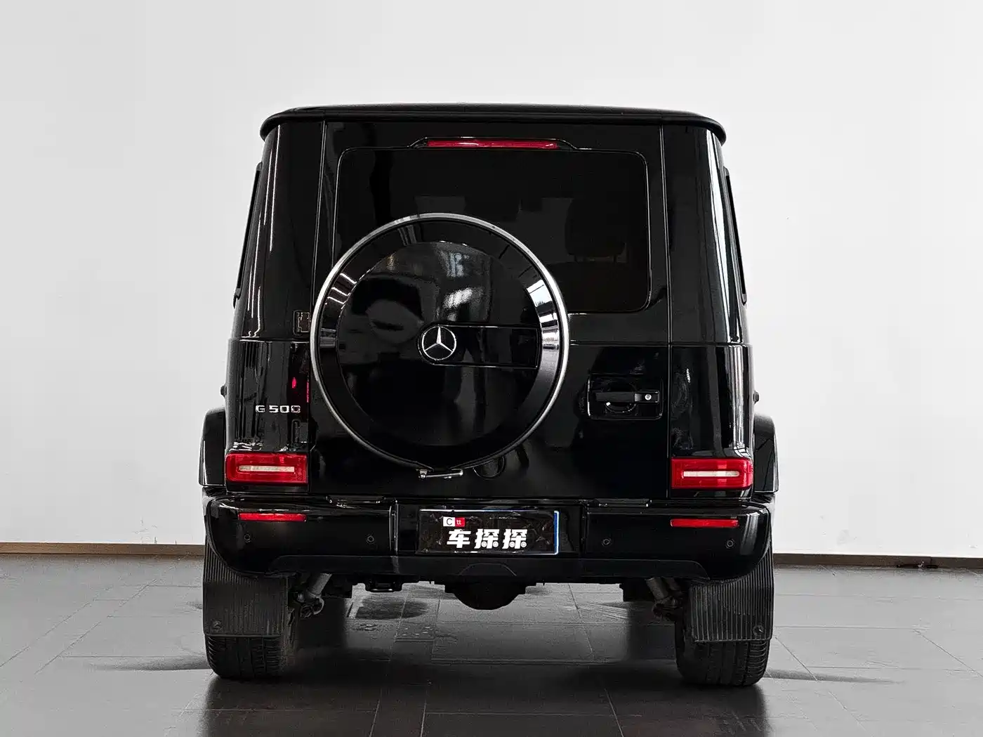 Mercedes-Benz G-Class 2024 G 500 фото 12