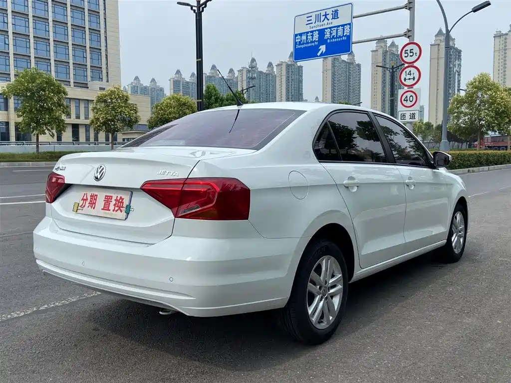 Volkswagen Jetta 2019 2019 Dream Edition 1.4L Manual Fashion