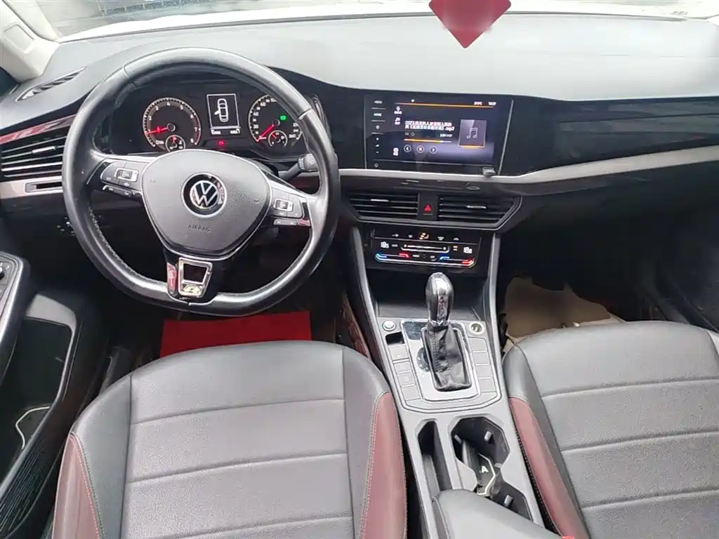 Volkswagen Bora 2021 1.5L Automatic Elite Smart Edition фото 10