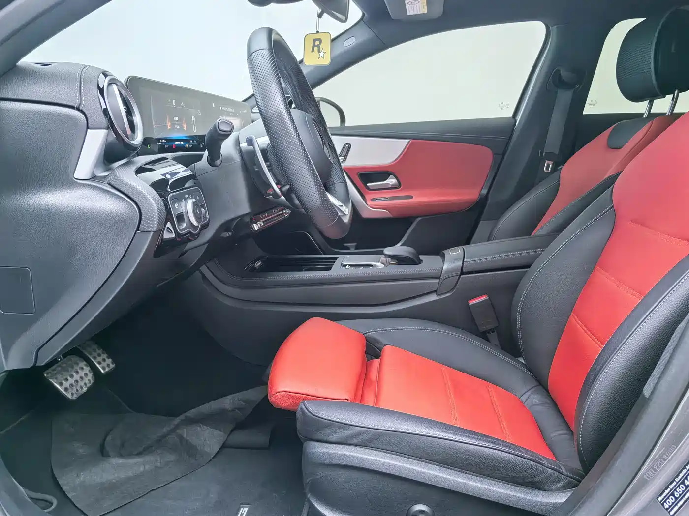 Mercedes-Benz A-Class AMG 2024 AMG A 35 L 4MATIC фото 14