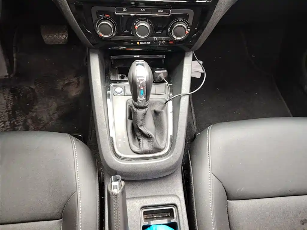 Volkswagen Sagitar 2018 280TSI DSG Comfort фото 14