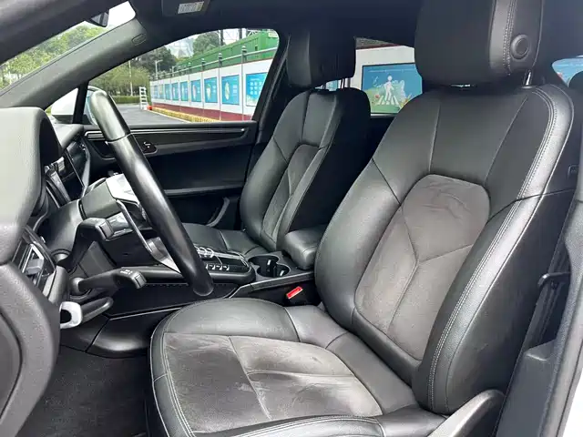 Porsche Macan 2018 Macan 2.0T — фото 5