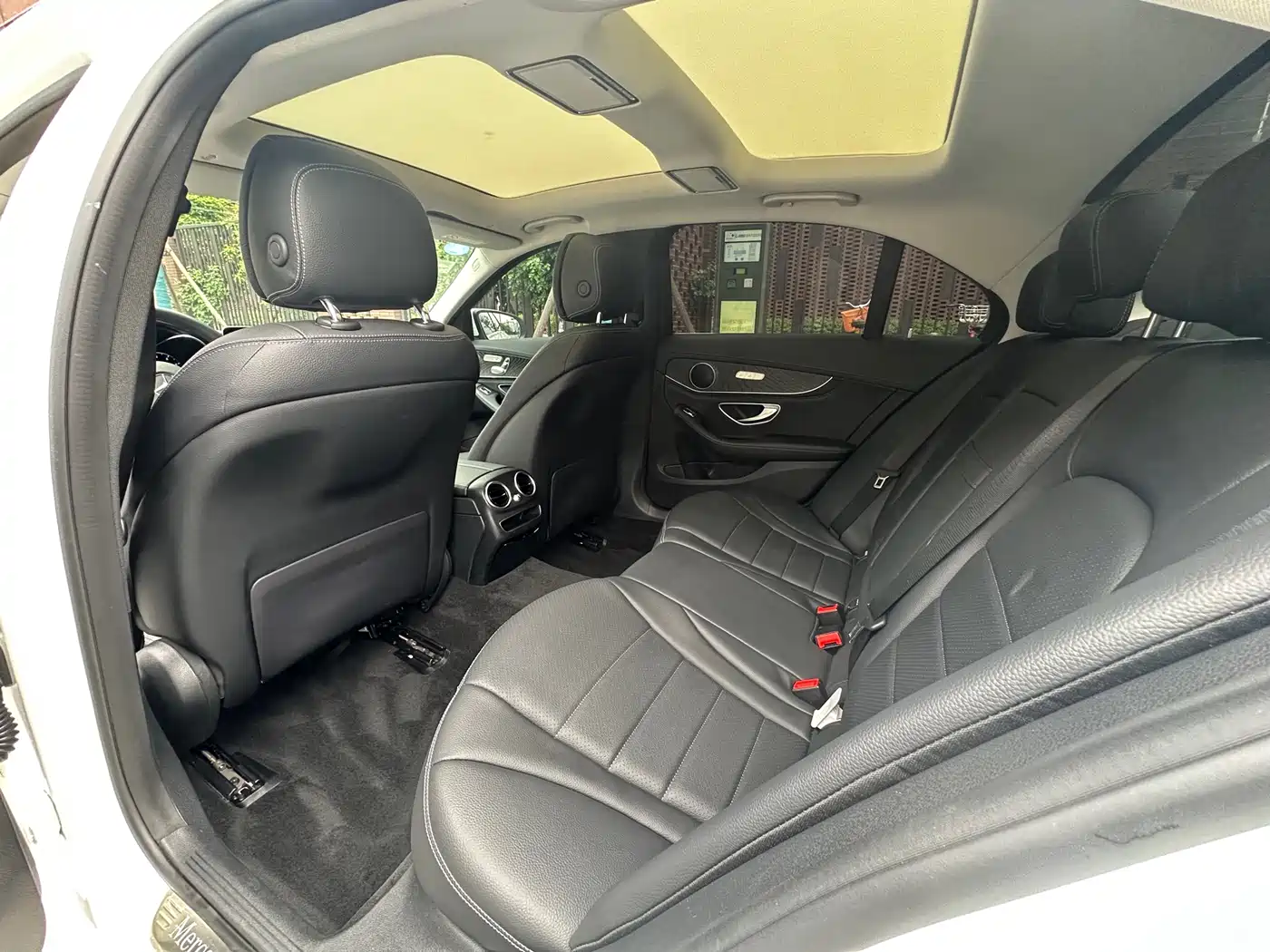 MERCEDES-BENZ CLASS C