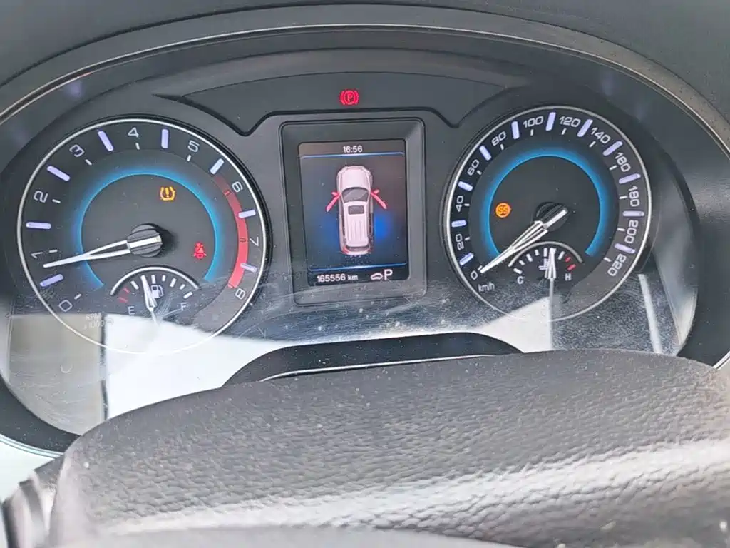 Фото 12 - Haval H2