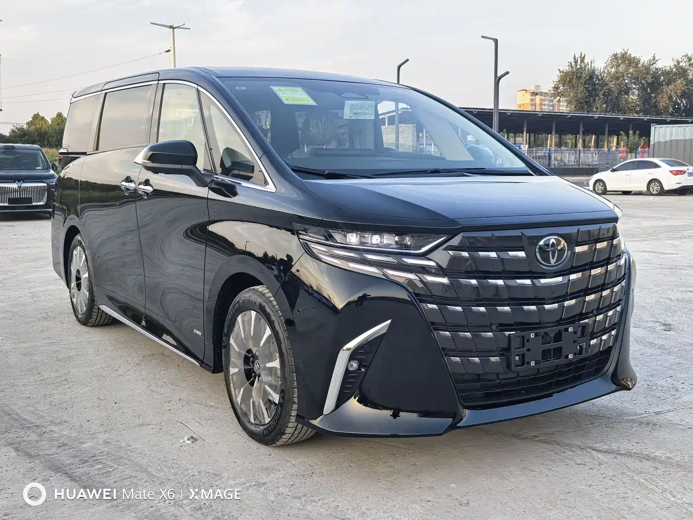 Toyota Alphard 2024 Hybrid 2.5L Ultimate Enjoyment Edition фото 2