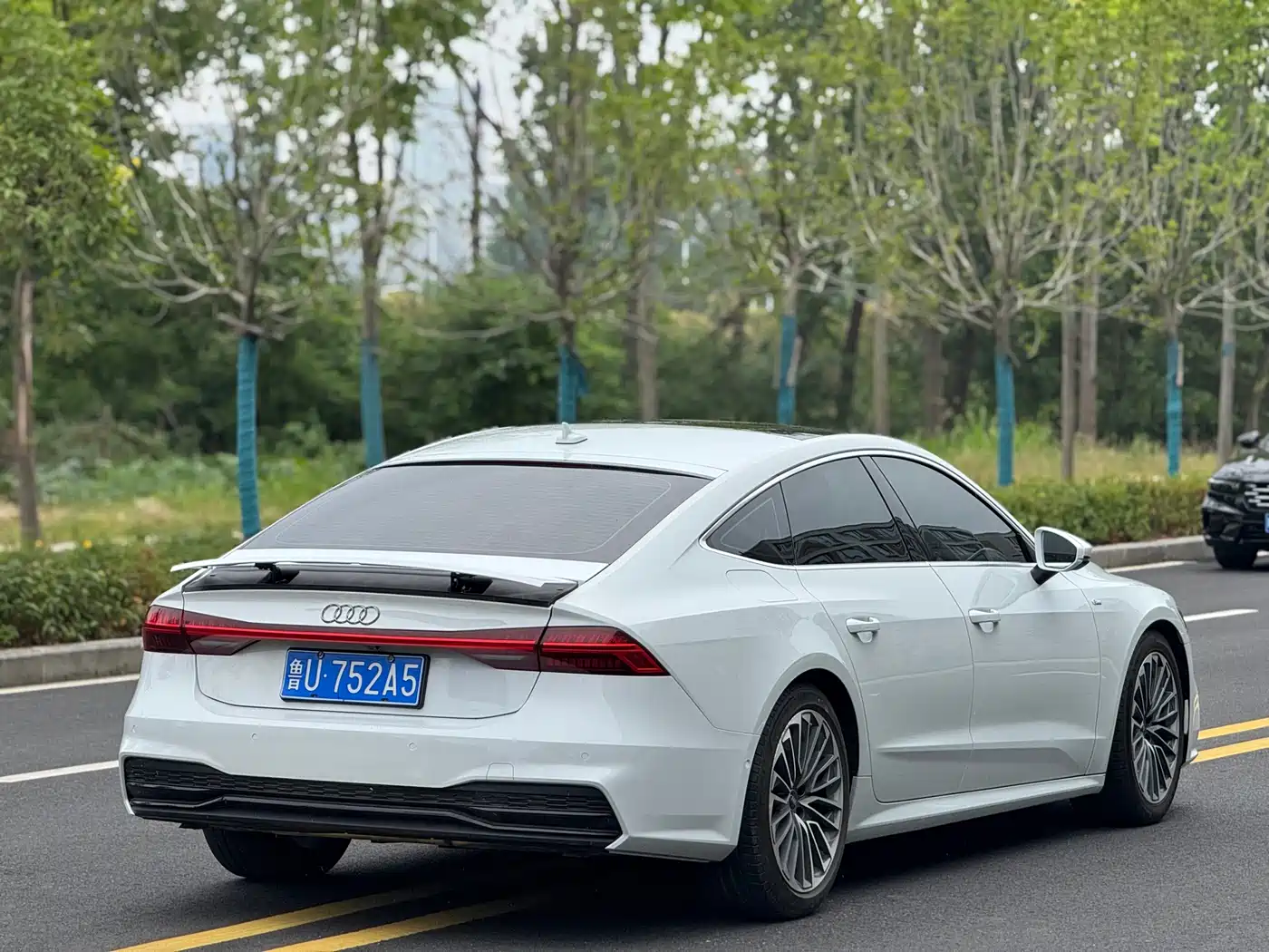 Photo 7 - Audi A7