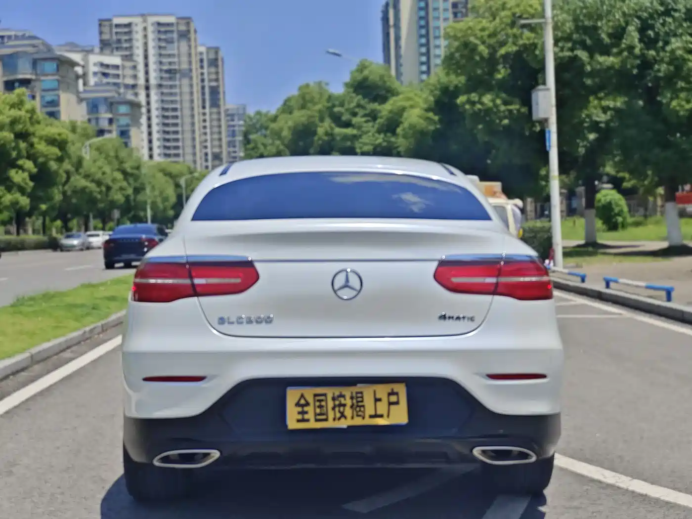 Mercedes-Benz GLC Coupe 2018 GLC 200 4MATIC Coupe SUV фото 20