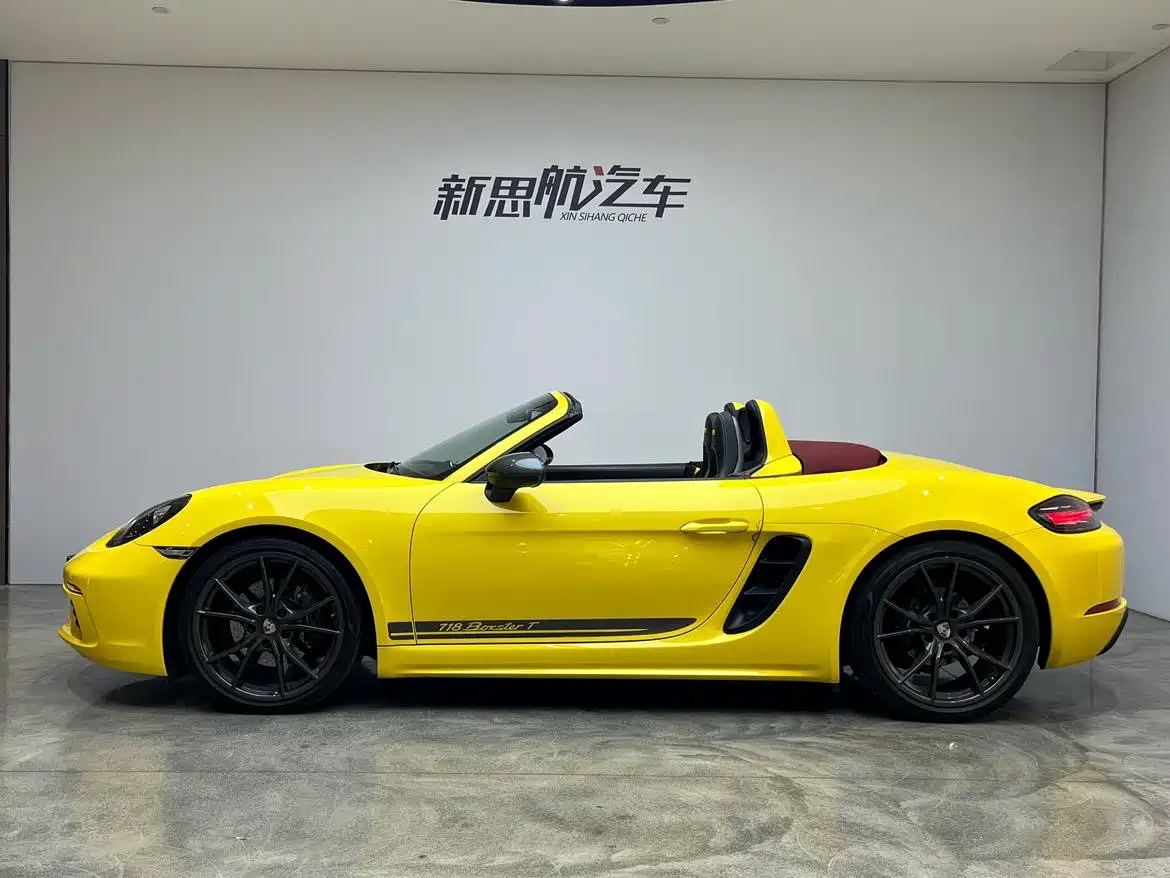 Porsche 718 2019 Boxster T 2.0T фото 9