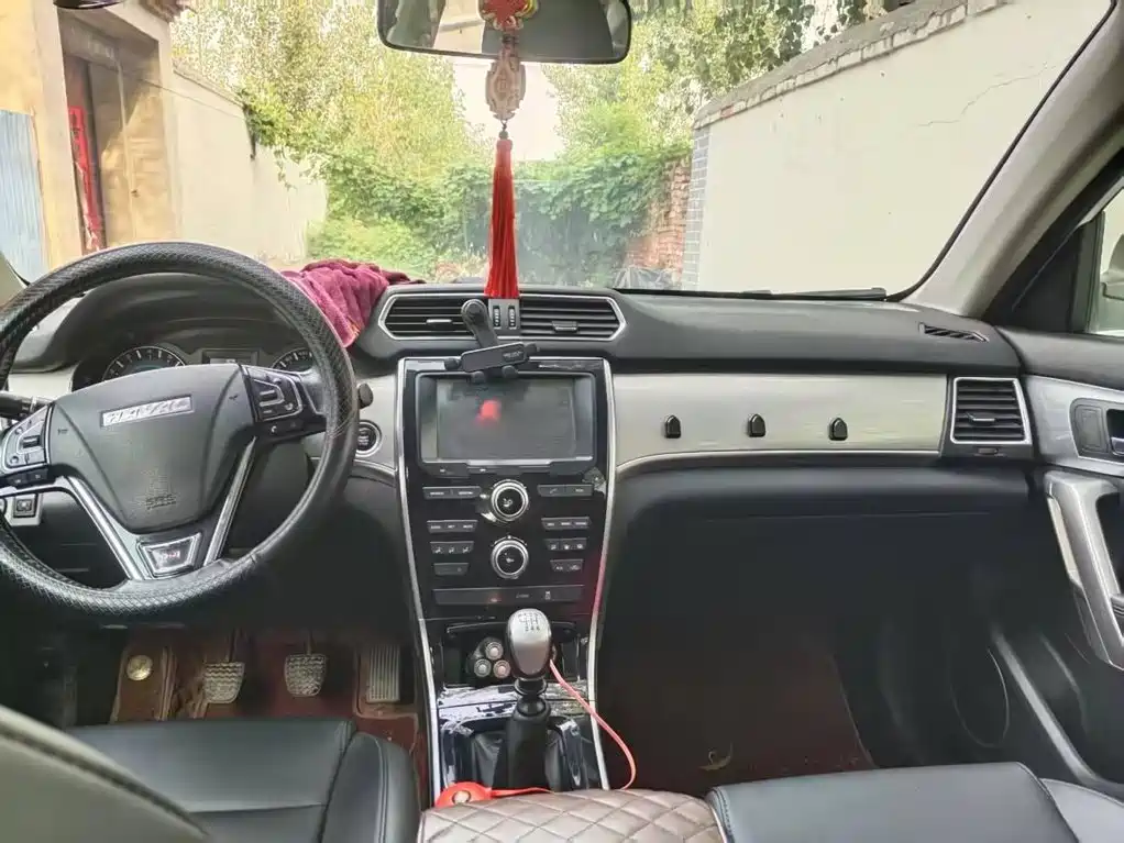 Photo 5 - Haval H2