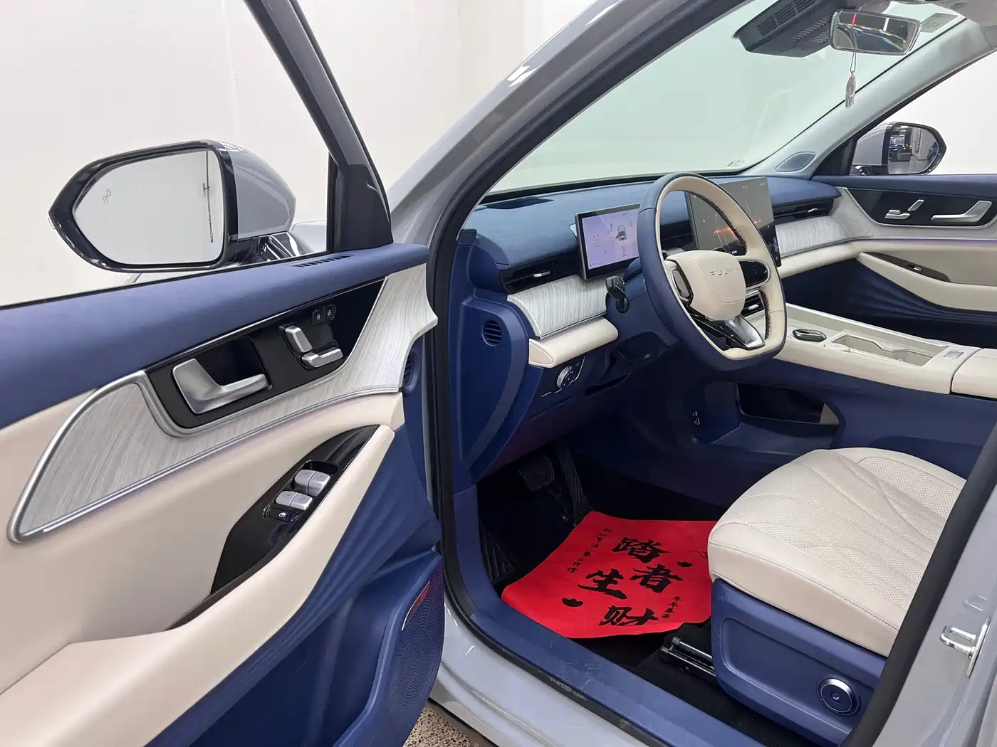 Chery Fengyun Fengyun T9 2024 2024 Model 120 Long Range Flagship 7-seater (NMC)