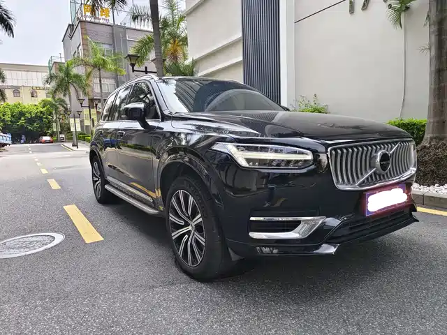 Volvo XC90 2022 B6 Smart Elegance Luxury 7-Seater — фото 3