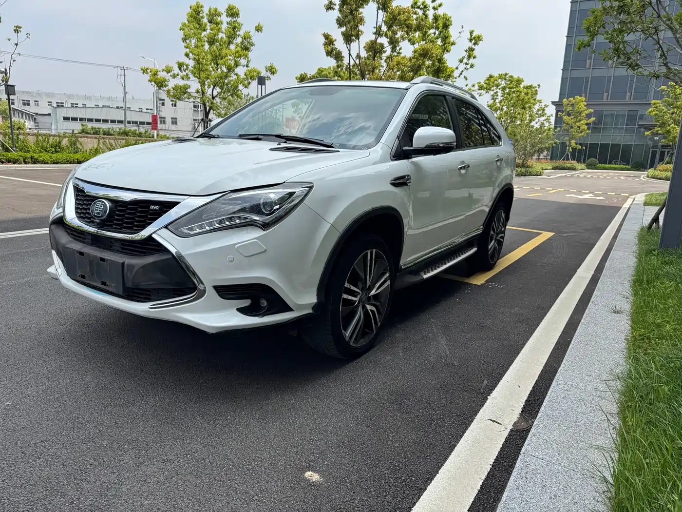BYD Tang New Energy 2017 Model 2.0T Full-time 4WD Elegance