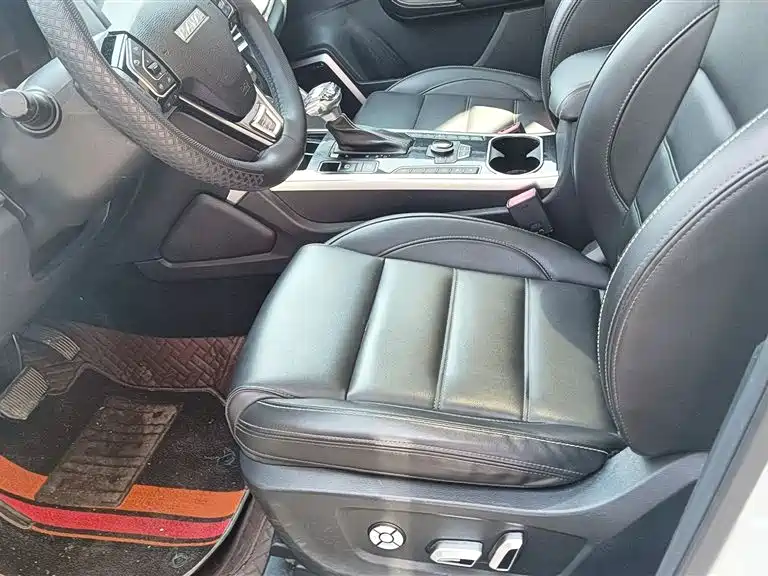 Haval H7 2018 Facelift Blue Label H7 2.0T Automatic Intelligent Enjoyment Edition фото 9