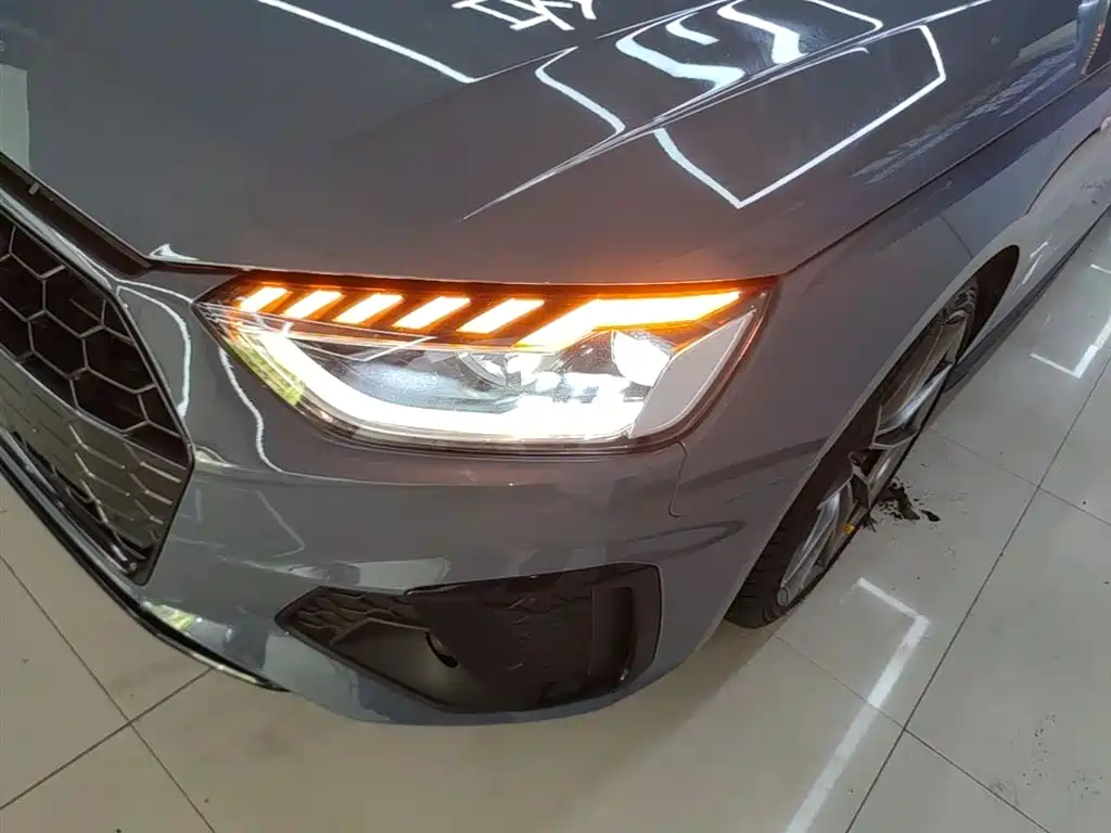 Audi A4L 2022 40 TFSI quattro RS Kit Burning Speed фото 24