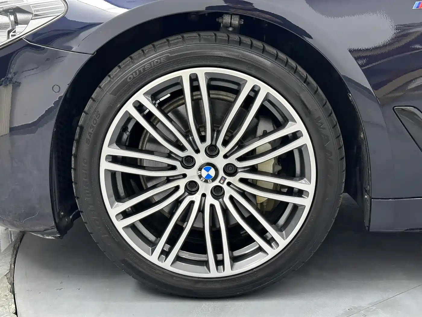 BMW 5 Series 2018 Facelift 530Li Exclusive M Sport Package фото 21
