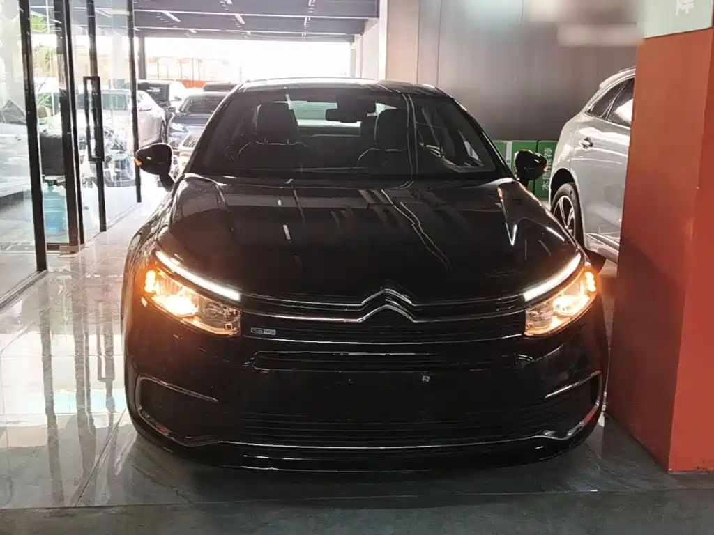 Фото 3 - Citroën C5