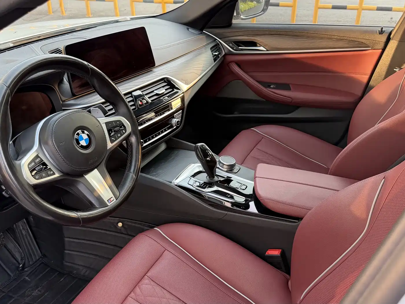 BMW 5 Series 2021 530Li Leading M Sport Package фото 9