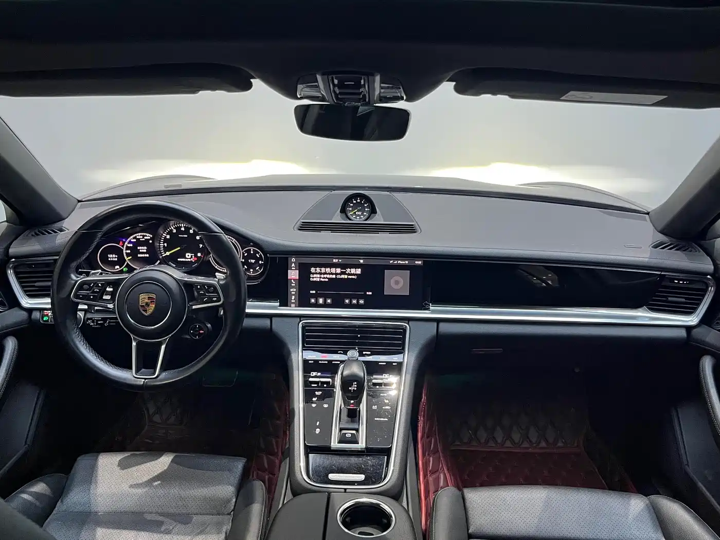 Porsche Panamera New Energy 2018 Panamera 4 E-Hybrid 2.9T фото 17