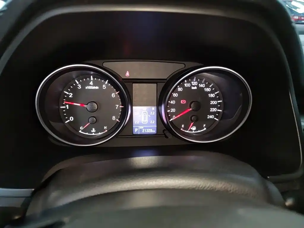 Haval M6 2024 2023 PLUS 1.5T DCT Luxury Smart Connect