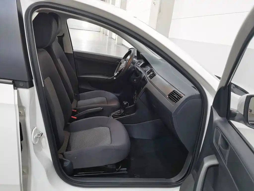 Photo 23 - Volkswagen Santana
