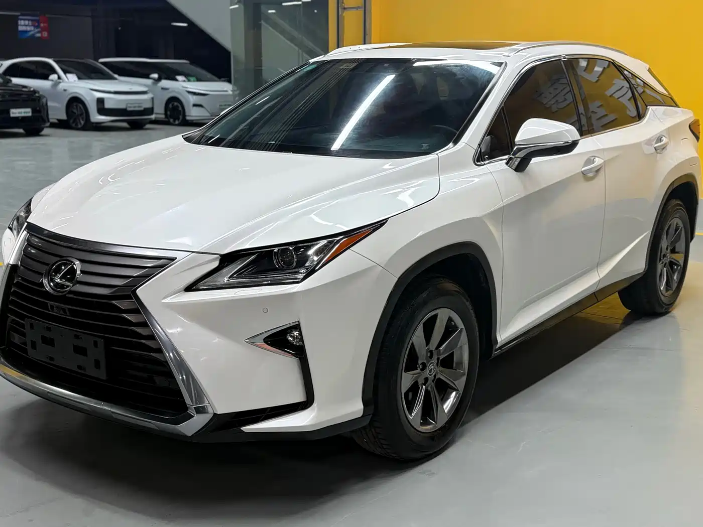 Lexus RX 2016 300 2WD Elite Edition (China V)