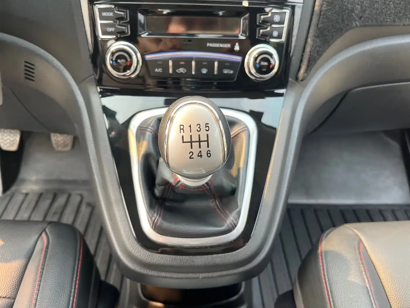 Haval H6 2014 Upgrade 1.5T Manual 2WD Elite фото 13