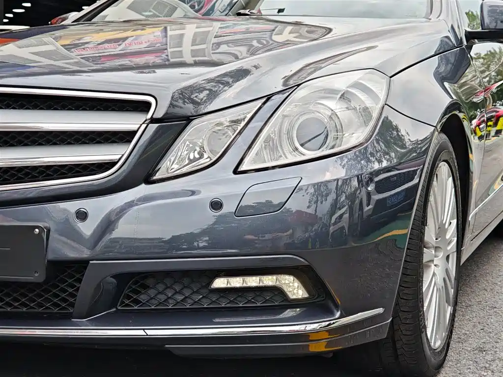 Mercedes-Benz E-Class (Import) 2010 E 260 CGI Coupe фото 9