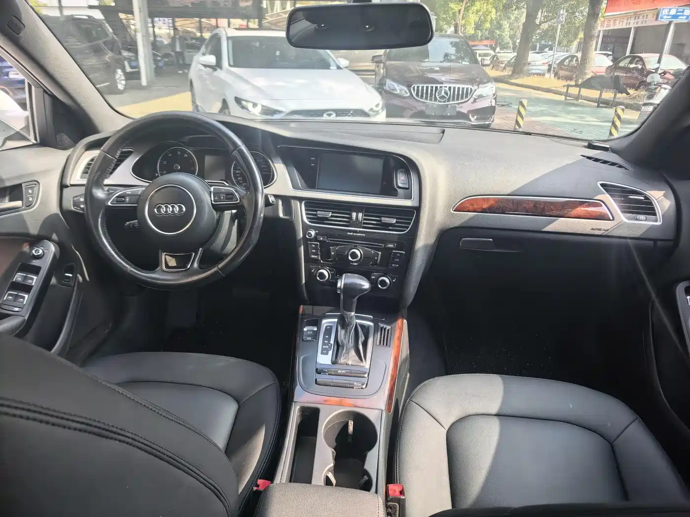 Audi A4L 2015 35 TFSI Auto Comfort фото 6