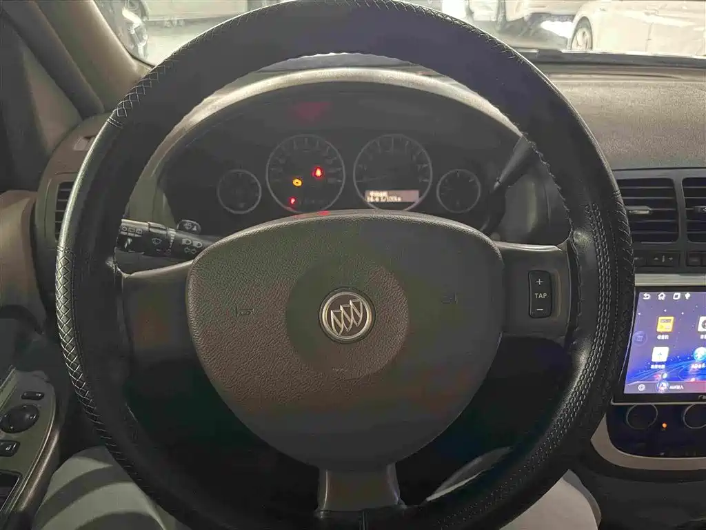Фото 7 - Buick GL8