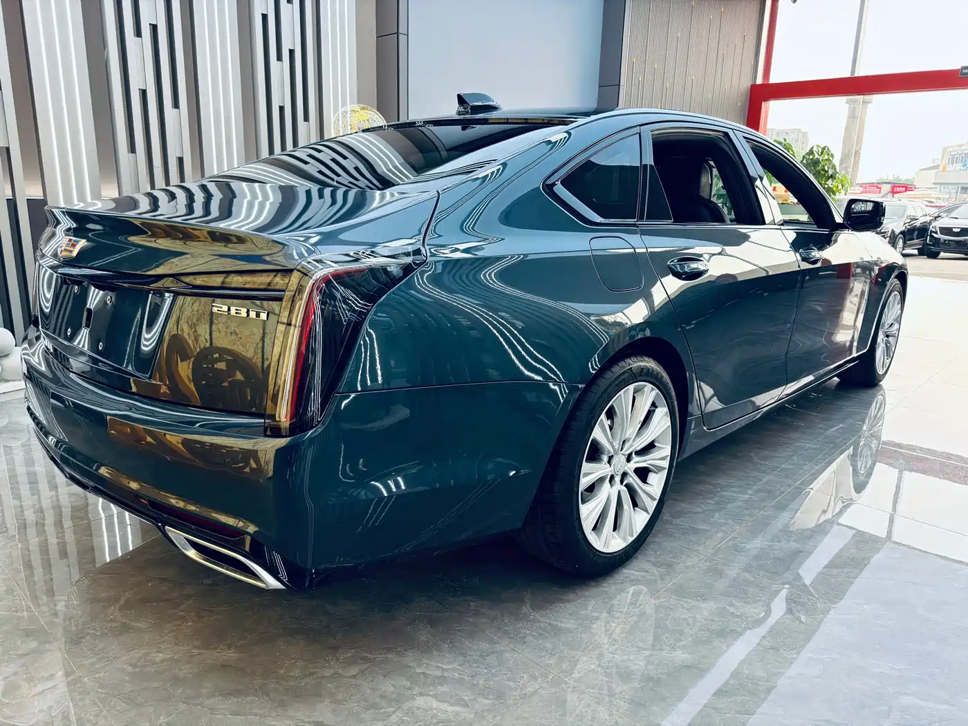 CADILLAC CT6