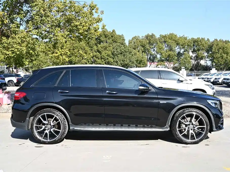 Mercedes-Benz GLC AMG 2017 AMG GLC 43 4MATIC фото 8