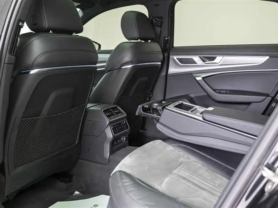 Audi A6L 2024 45 TFSI Premium Dynamic фото 25