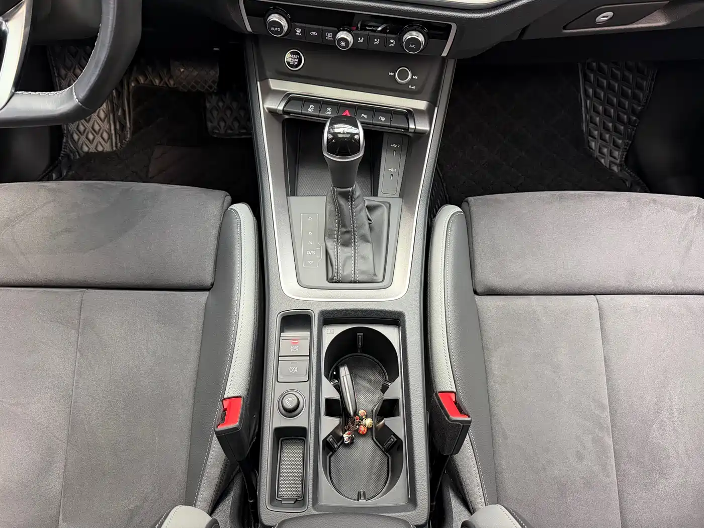Audi Q3 2022 35 TFSI Fashion Dynamic фото 13