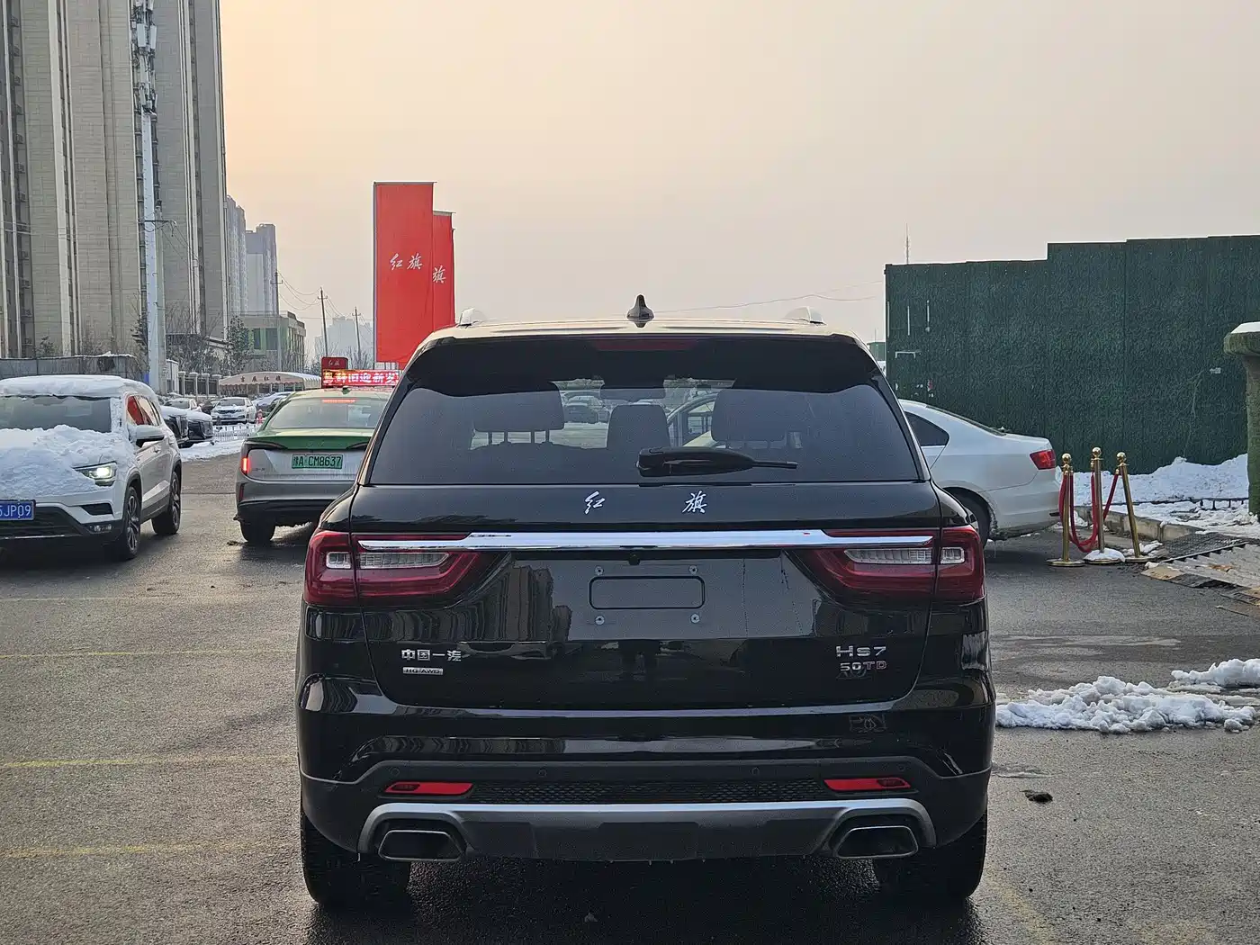 Hongqi HS7 2022 3.0T Automatic 4WD ZhiLian QiXiang Edition 5-seater фото 3
