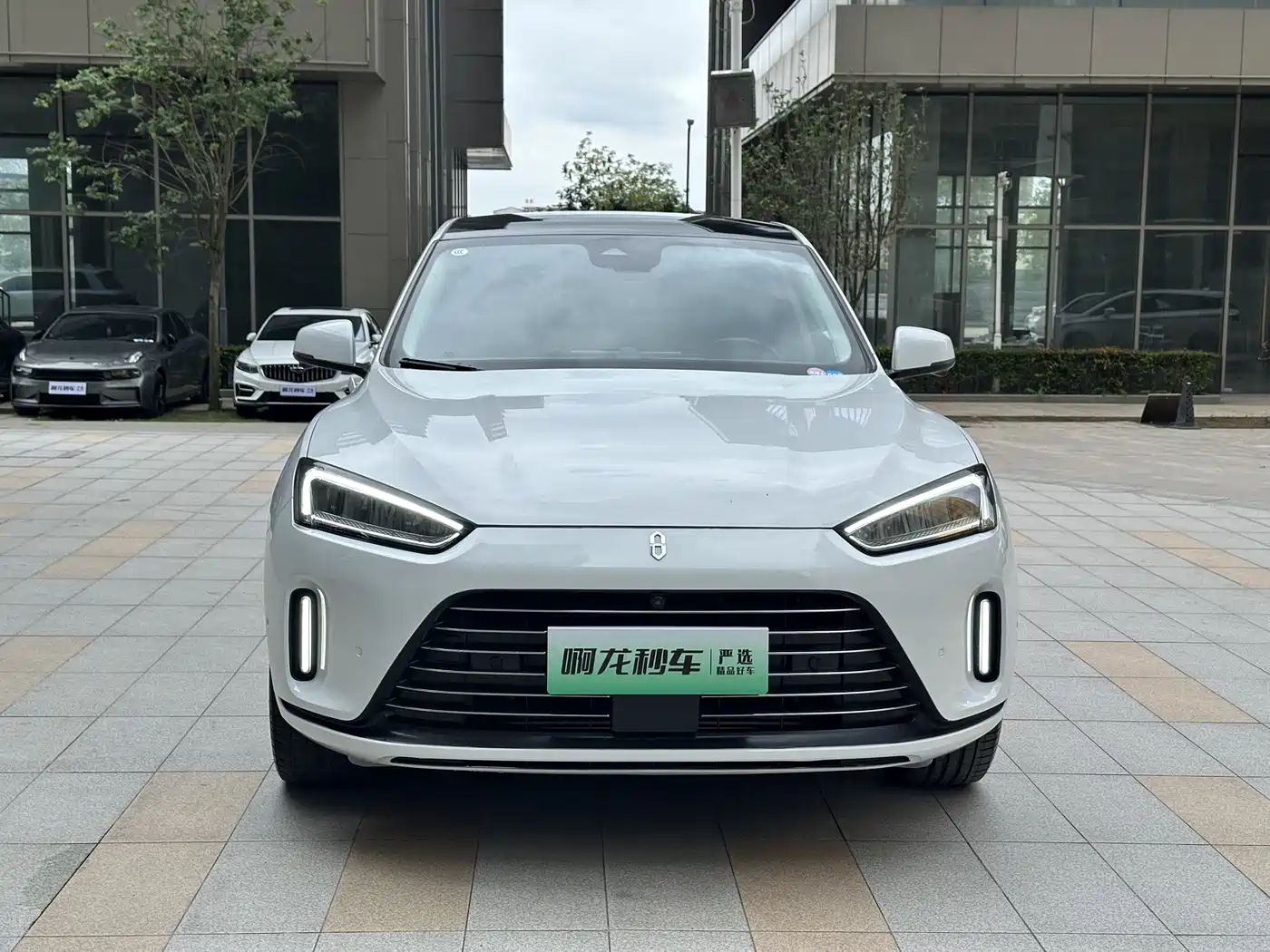 AITO Wenjie AITO M5 2022 Extended Range RWD Standard фото 3