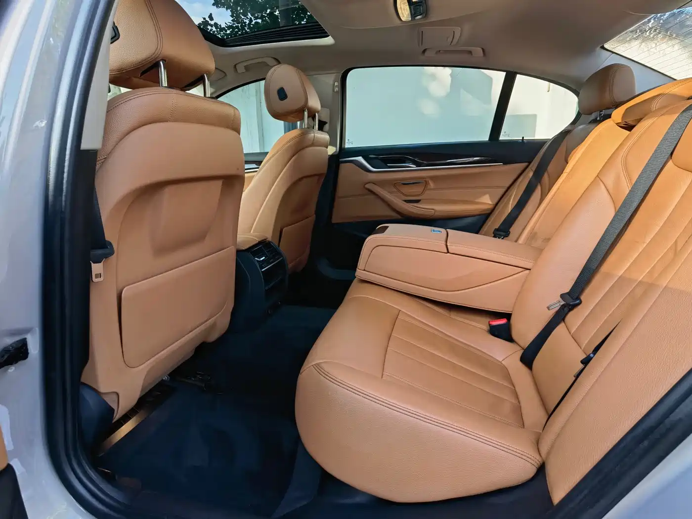 BMW 5 Series 2018 528Li Launch Special Edition фото 5