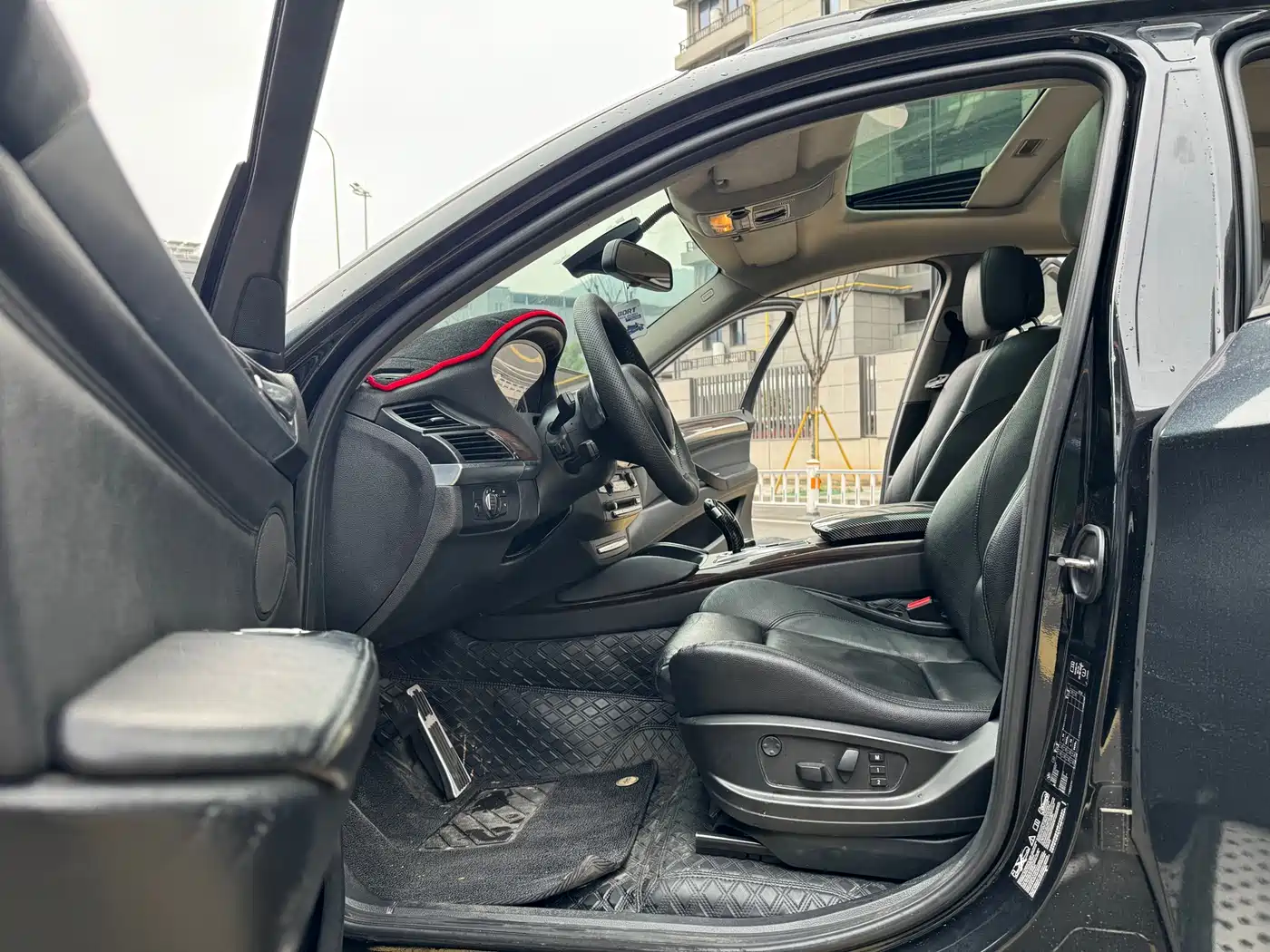 BMW X6 2012 xDrive35i фото 10