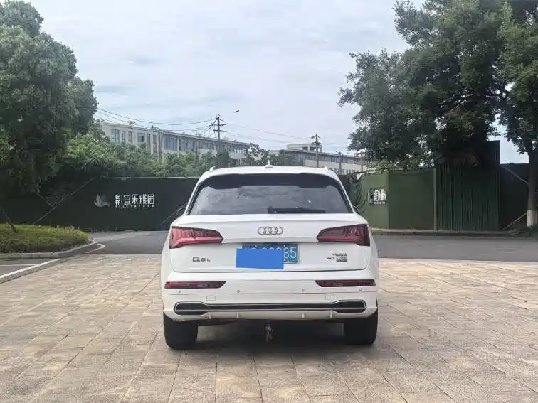 Audi Q5L 2020 40 TFSI Prestige Fashion фото 7